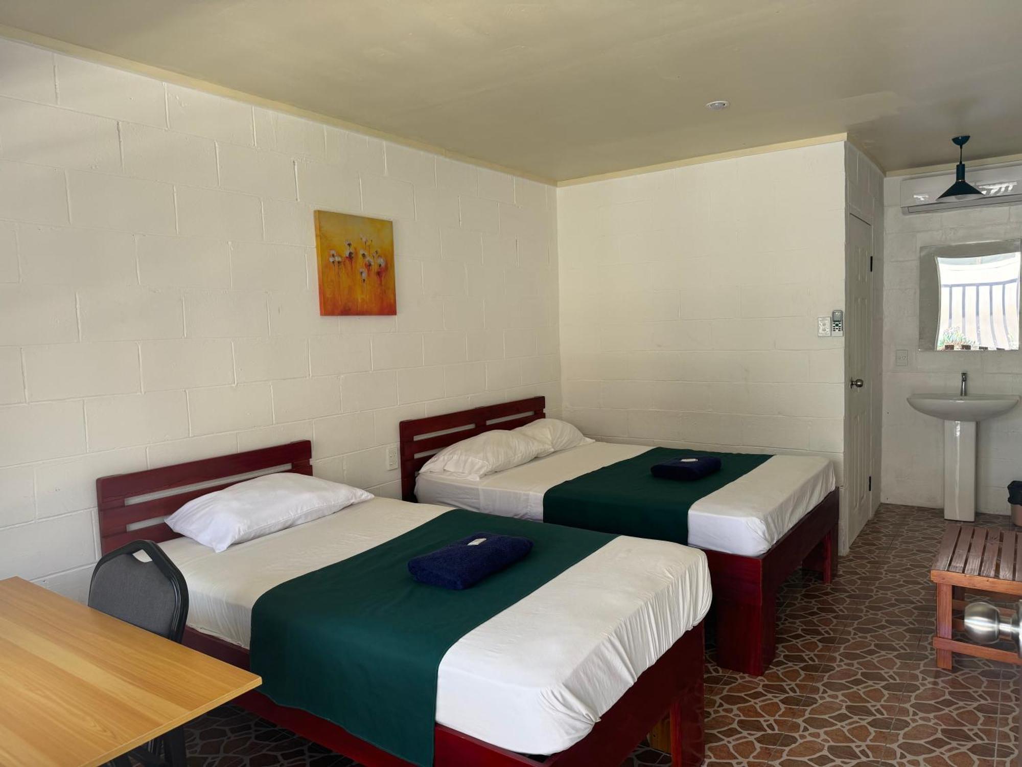 Transit Motel Mulifanua Exterior photo