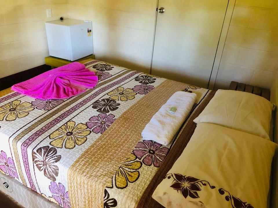 Transit Motel Mulifanua Exterior photo